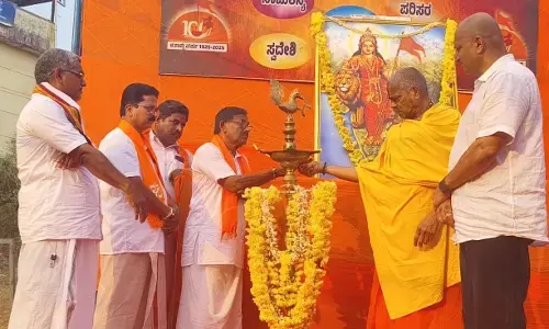 ನಮಗೆ ಮುಸ್ಲಿಮರು ಅಥವಾ ಕ್ರೈಸ್ತರಿಂದ ಅಪಾಯ ಬಂದಿಲ್ಲ: ಅನಂತ್ ಕುಮಾರ್ ಹೆಗಡೆ