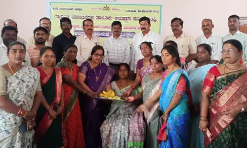 ಕಂಪ್ಲಿ | ಪಂಚ ಗ್ಯಾರಂಟಿ ಯೋಜನೆಗಳಿಂದ ಜನರ ಬದುಕಿಗೆ ನೆಮ್ಮದಿ: ಕೆ.ಶ್ರೀನಿವಾಸರಾವ್