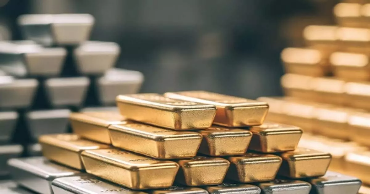 ಮತ್ತೆ ಕುಸಿದ ಚಿನ್ನ- ಬೆಳ್ಳಿ ದರ; ಇಂದಿನ ದರವೆಷ್ಟು? ಮತ್ತೆ ಕುಸಿದ ಚಿನ್ನ- ಬೆಳ್ಳಿ ದರ; ಇಂದಿನ ದರವೆಷ್ಟು?