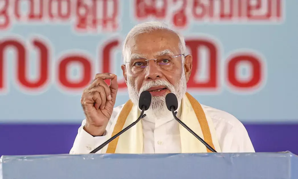 ಕೊಚ್ಚಿಯಲ್ಲಿ ‘ವಿಕಸಿತ ಕೇರಳಂ’ ಮಾರ್ಗ ನಕ್ಷೆ ಅನಾವರಣಗೊಳಿಸಿದ ಪ್ರದಾನಿ ನರೇಂದ್ರ ಮೋದಿ