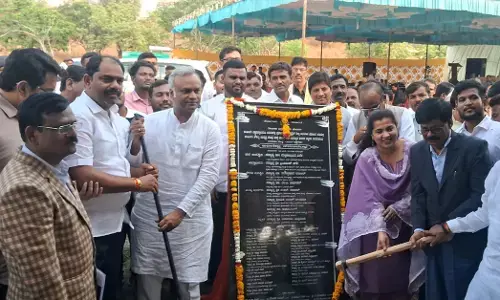 Kalaburagi | ಗುಲ್ಬರ್ಗಾ ವಿವಿಯಲ್ಲಿ ಕೌಶಲ್ಯಾಭಿವೃದ್ಧಿ ಕೇಂದ್ರಕ್ಕೆ ಸಚಿವ‌ ಪ್ರಿಯಾಂಕ್ ಖರ್ಗೆ ಅಡಿಗಲ್ಲು