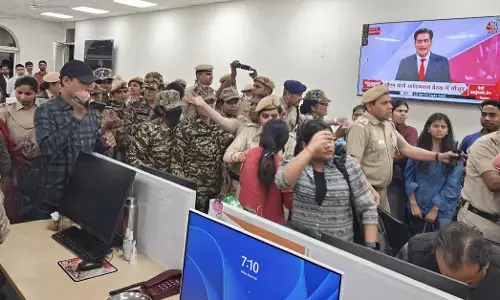 ಯುಎನ್‌ಐ ಸುದ್ದಿಸಂಸ್ಥೆಯ ಕಚೇರಿಗೆ ದಿಲ್ಲಿ ಪೊಲೀಸರಿಂದ ಬೀಗಮುದ್ರೆ; ಎಡಪಕ್ಷಗಳ ತೀವ್ರ ಖಂಡನೆ