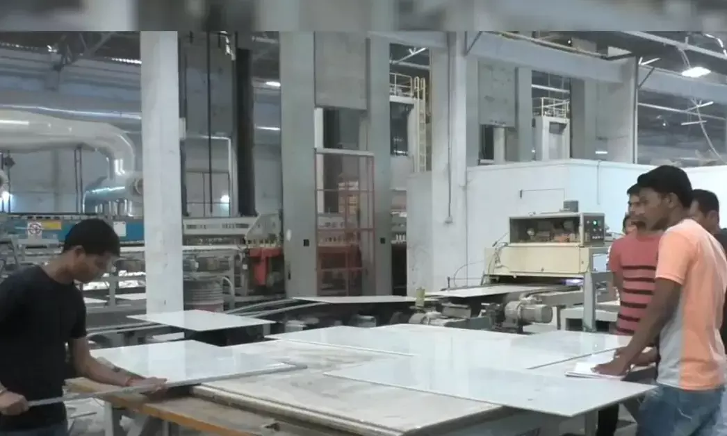 LPG ಕೊರತೆ: ಗುಜರಾತ್‌ ನ ನೂರಾರು ಟೈಲ್ಸ್ ಕಾರ್ಖಾನೆಗಳಲ್ಲಿ ಉತ್ಪಾದನೆ ಸ್ಥಗಿತ