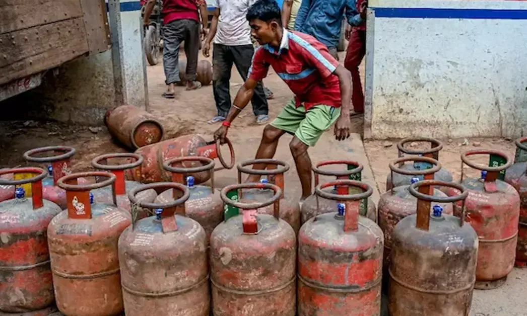 LPG ಬಿಕ್ಕಟ್ಟಿನಿಂದ PNGಗೆ ಒತ್ತು; PNG ಎಲ್ಲಿಂದ ಬರುತ್ತದೆ? ಅದು ಮುಗಿಯುವುದಿಲ್ಲವೆ?