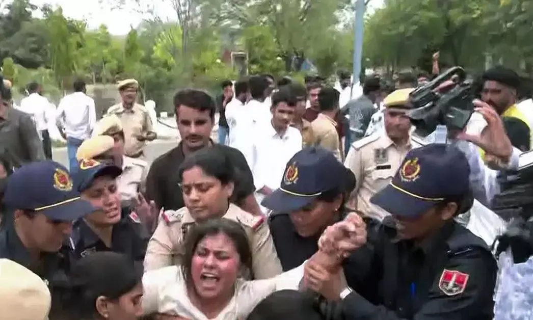 ರಾಜಸ್ಥಾನ ವಿವಿಯಲ್ಲಿ ಸಂಘಪರಿವಾರದ ಕಾರ್ಯಕ್ರಮದ ವಿರುದ್ಧ ಪ್ರತಿಭಟನೆ: ಎನ್‌ಎಸ್‌ಯುಐ ಸದಸ್ಯರ ಬಂಧನ