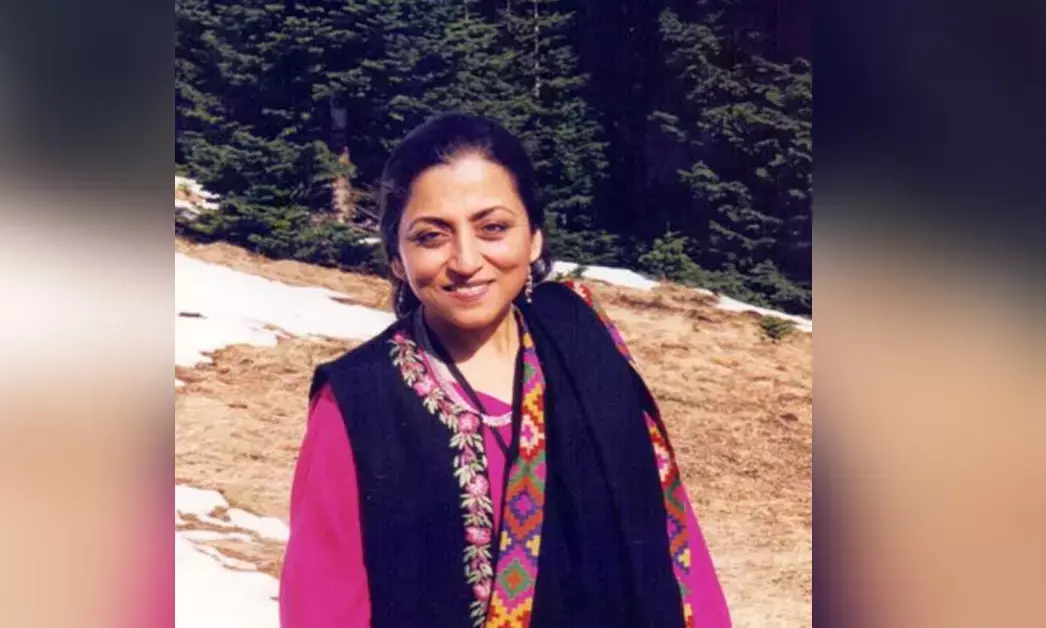 “ಮಾಜಿ ಸಿಎಂ ವಿಜಯ್ ರೂಪಾನಿಯವರಂತೆಯೇ ನನಗೂ ಸಮಸ್ಯೆಗಳು ಎದುರಾಗಬಹುದು”: ಹಿಂದುತ್ವವಾದಿ ಲೇಖಕಿ ಮಧು ಕೀಶ್ವರ್ ಕಳವಳ