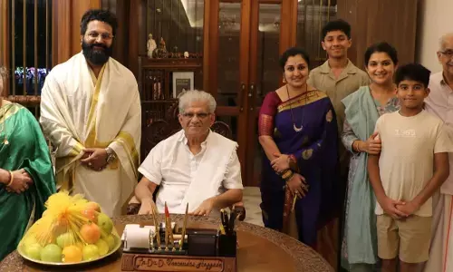 ಬೆಳ್ತಂಗಡಿ : ಕಾಂತಾರ ಖ್ಯಾತಿಯ ರಿಷಬ್ ಶೆಟ್ಟಿ ಧರ್ಮಸ್ಥಳಕ್ಕೆ ಭೇಟಿ