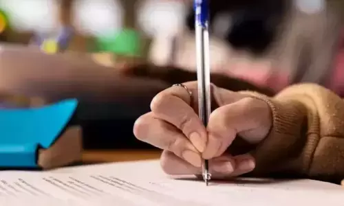 ಎಸೆಸೆಲ್ಸಿಯಲ್ಲಿ ತೃತೀಯ ಭಾಷೆಗೆ ಗ್ರೇಡಿಂಗ್ ಪದ್ದತಿ; ಕರಡು ಅಧಿಸೂಚನೆ ಪ್ರಕಟ, ಆಕ್ಷೇಪಣೆ ಸಲ್ಲಿಸಲು ಎ.17ರ ವರೆಗೆ ಅವಕಾಶ