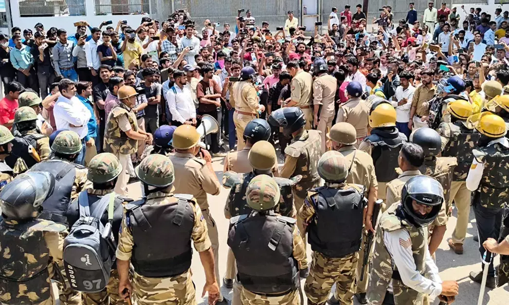 ಹೆಚ್ಚುತ್ತಿರುವ ವೆಚ್ಚಗಳು, ಸ್ಥಗಿತಗೊಂಡ ವೇತನ: ಭಾರತದಲ್ಲಿ ಕಾರ್ಮಿಕರು ಪ್ರತಿಭಟನೆ ನಡೆಸುತ್ತಿರುವುದೇಕೆ?