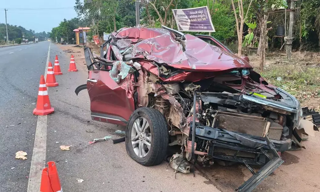 ಕಾಪು: ಪಾಂಗಾಳ ಸಮೀಪ ಲಾರಿಗೆ ಕಾರು ಢಿಕ್ಕಿ; ಓರ್ವ ಮೃತ್ಯು, ಇಬ್ಬರಿಗೆ ಗಾಯ