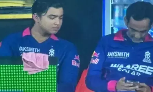 IPL 2026 | ಡಗೌಟ್‌ ನಲ್ಲಿ ಫೋನ್ ಬಳಕೆ: ರೋಮಿ ಭಿಂದರ್‌ ಗೆ ದಂಡ