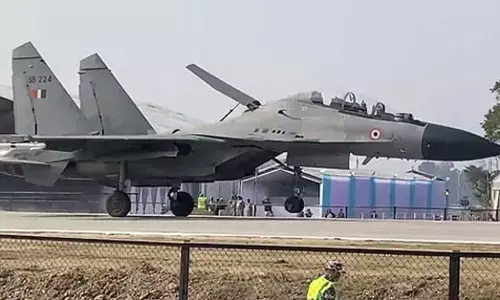 ವಾಯುಪಡೆ ವಿಮಾನ ಹಾರ್ಡ್ ಲ್ಯಾಂಡಿಂಗ್: ಪುಣೆ ವಿಮಾನ ನಿಲ್ದಾಣ ತಾತ್ಕಾಲಿಕ ಬಂದ್