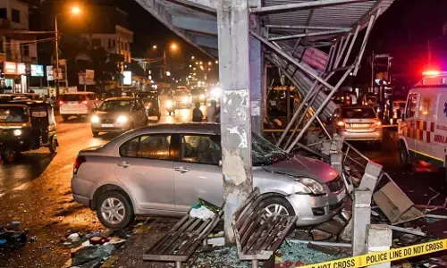 ಮಣಿಪಾಲ | ಬಸ್ ನಿಲ್ದಾಣಕ್ಕೆ ಕಾರು ಢಿಕ್ಕಿ: ಓರ್ವ ಮೃತ್ಯು