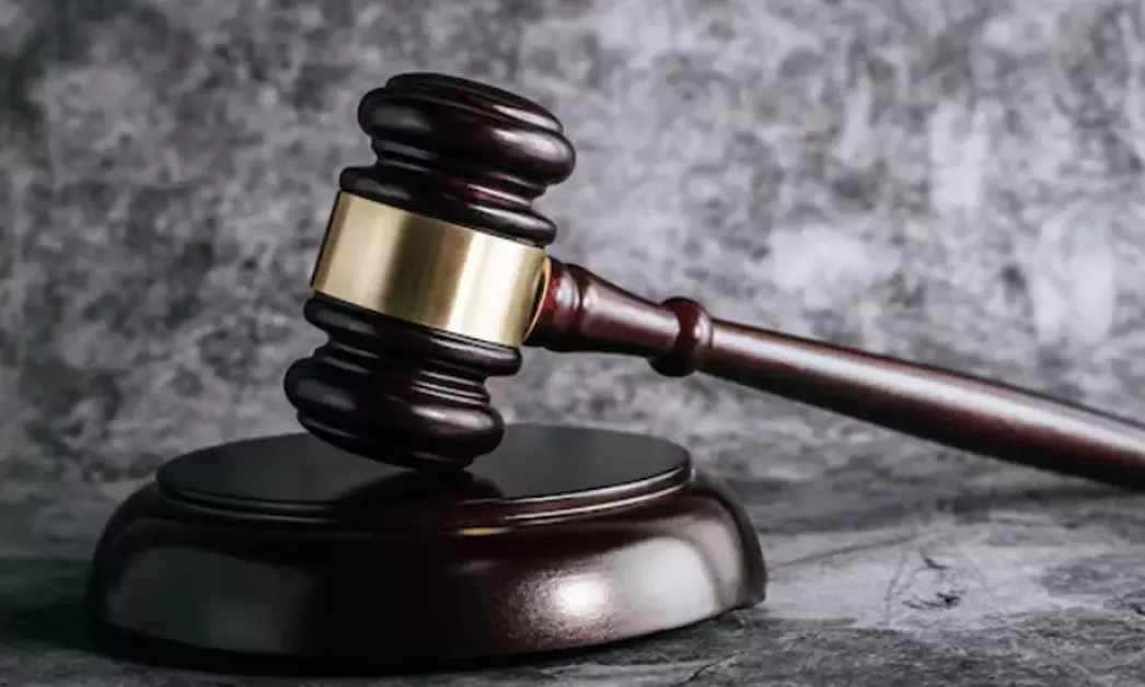 Kalaburagi |ಅಪ್ರಾಪ್ತೆಯ ಅತ್ಯಾಚಾರ ಪ್ರಕರಣ: ಆರೋಪಿಗೆ 1.25 ಲಕ್ಷ ರೂ. ದಂಡ, 20 ವರ್ಷ ಜೈಲು ಶಿಕ್ಷೆ