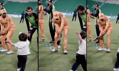 ಶಹೀನ್ ಅಫ್ರಿದಿಯವರ ಒಂದು ವರ್ಷದ ಪುತ್ರನ ಬೌಲಿಂಗ್‌ನಲ್ಲಿ ಬಾಬರ್ ಆಝಂ ಬೌಲ್ಡ್!