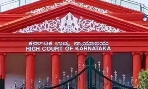 ಪಿಪಿಇ ಕಿಟ್, ವೈದ್ಯಕೀಯ ಉಪಕರಣ ಖರೀದಿಯಲ್ಲಿ ಅವ್ಯವಹಾರ ಆರೋಪ; ಮಧ್ಯಂತರ ಆದೇಶ ತೆರವಿಗೆ ಹೈಕೋರ್ಟ್ ನಕಾರ