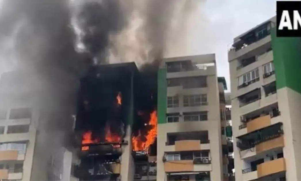 Ghaziabad | ಅಪಾರ್ಟ್ ಮೆಂಟ್ ನಲ್ಲಿ ಭಾರೀ ಅಗ್ನಿ ಅವಘಡ