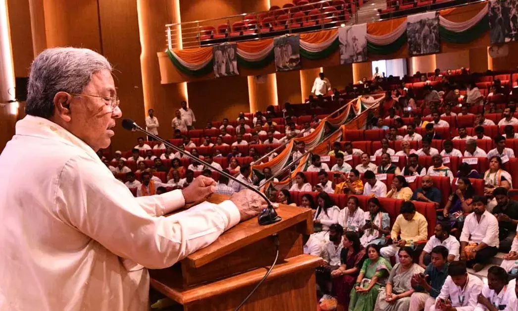 ಕಾರ್ಮಿಕರು ದೇಶದ ಆರ್ಥಿಕ ಸಾಮಾಜಿಕ, ಅಭಿವೃದ್ಧಿಯ ಶಿಲ್ಪಿಗಳು: ಸಿಎಂ ಸಿದ್ದರಾಮಯ್ಯ