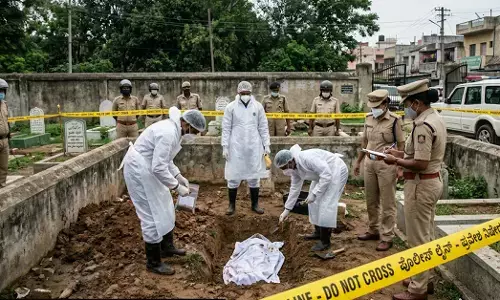 Bengaluru | ಹೂತಿಟ್ಟ 47 ದಿನಗಳ ನಂತರ ವ್ಯಕ್ತಿಯ ಮೃತದೇಹ ಹೊರತೆಗೆದು ಮರು ತನಿಖೆ