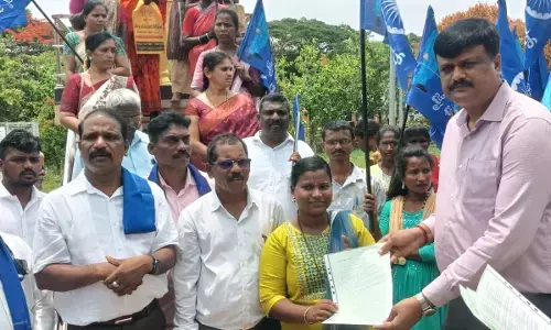 ಕೊರ್ಗಿ: ಡಿಸಿ ಮನ್ನಾ ಭೂಮಿಯಲ್ಲಿ ದಲಿತ ಕುಟುಂಬಗಳಿಗೆ ಹಕ್ಕುಪತ್ರ ವಿತರಣೆ