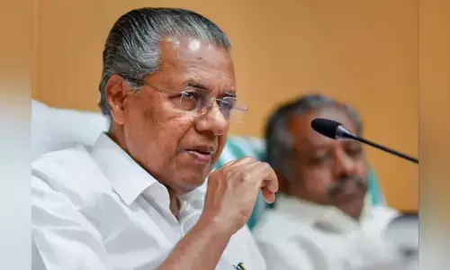 Kerala | ವಿರೋಧ ಪಕ್ಷದ ನಾಯಕನಾಗಿ ಪಿಣರಾಯಿ ವಿಜಯನ್‌ ಆಯ್ಕೆ: ಸಿಪಿಎಂ ಪಾಲಿಟ್‌ ಬ್ಯೂರೊದಲ್ಲಿ ಭಿನ್ನಾಭಿಪ್ರಾಯ