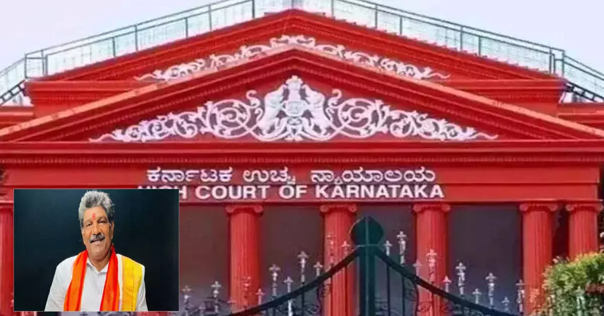 ಮಹೇಶ್ ಶೆಟ್ಟಿ ತಿಮರೋಡಿ ಗಡಿಪಾರು ಆದೇಶಕ್ಕೆ ತಡೆ ನೀಡಲು ಹೈಕೋರ್ಟ್ ನಕಾರ ಮಹೇಶ್ ಶೆಟ್ಟಿ ತಿಮರೋಡಿ ಗಡಿಪಾರು ಆದೇಶಕ್ಕೆ ತಡೆ ನೀಡಲು ಹೈಕೋರ್ಟ್ ನಕಾರ