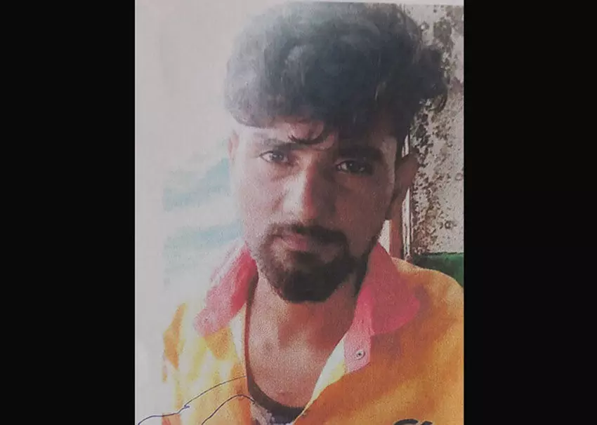 ಸಮುದ್ರಕ್ಕೆ ಬಿದ್ದು ಯುವಕ ನಾಪತ್ತೆ ಸಮುದ್ರಕ್ಕೆ ಬಿದ್ದು ಯುವಕ ನಾಪತ್ತೆ