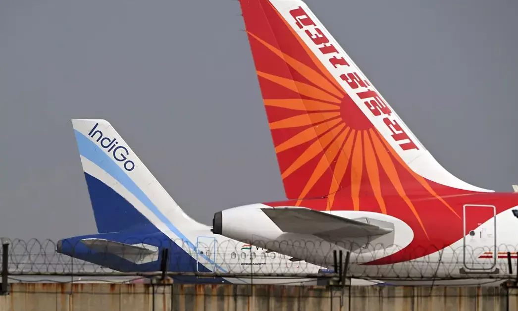 ದೇಶಿ ಹಾರಾಟ ಕಡಿತಗೊಳಿಸಲು Air India, IndiGo ನಿರ್ಧಾರ