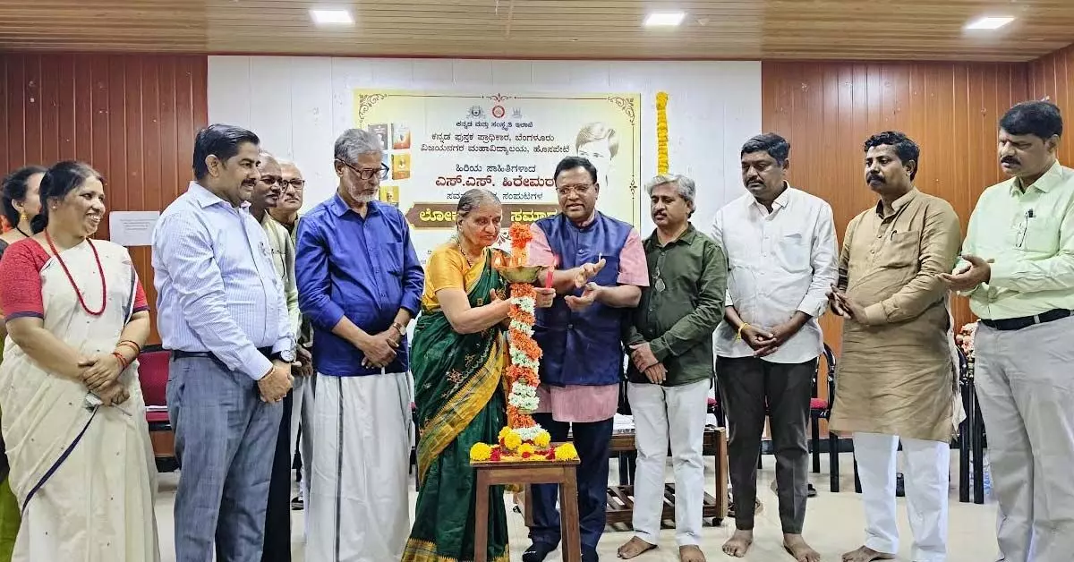 ಚಳುವಳಿಗೆ ಸಾಂಸ್ಕೃತಿ ಬುನಾದಿ ಹಾಕಿಕೊಟ್ಟ ದಾರ್ಶನಿಕ ಹಿರೇಮಠ: ಸಾಹಿತಿ ರಹಮತ್ ತರೀಕೆರೆ ಚಳುವಳಿಗೆ ಸಾಂಸ್ಕೃತಿ ಬುನಾದಿ ಹಾಕಿಕೊಟ್ಟ ದಾರ್ಶನಿಕ ಹಿರೇಮಠ: ಸಾಹಿತಿ ರಹಮತ್ ತರೀಕೆರೆ