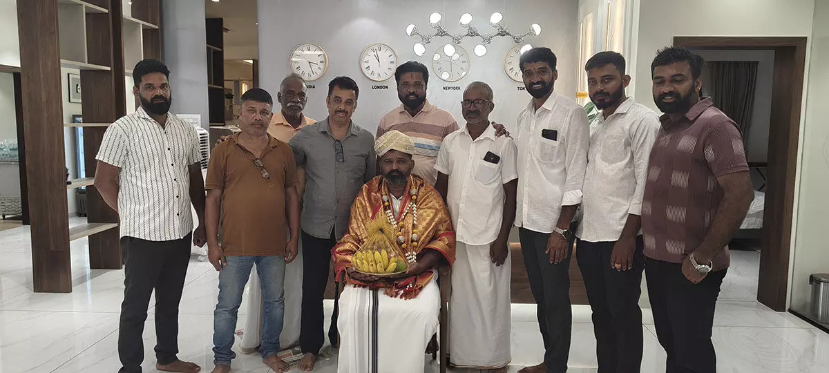 ಕೊಲ್ಲೂರು: ಜಡ್ಕಲ್ ‘ಗ್ರೀನ್ ಲಗೂನ್ ರಿಟ್ರೀಟ್’ ರೆಸಾರ್ಟ್ಗೆ ಬೈಂದೂರು ಶಾಸಕ ಗುರುರಾಜ್ ಗಂಟಿಹೊಳೆ ಭೇಟಿ ಕೊಲ್ಲೂರು: ಜಡ್ಕಲ್ ‘ಗ್ರೀನ್ ಲಗೂನ್ ರಿಟ್ರೀಟ್’ ರೆಸಾರ್ಟ್ಗೆ ಬೈಂದೂರು ಶಾಸಕ ಗುರುರಾಜ್ ಗಂಟಿಹೊಳೆ ಭೇಟಿ