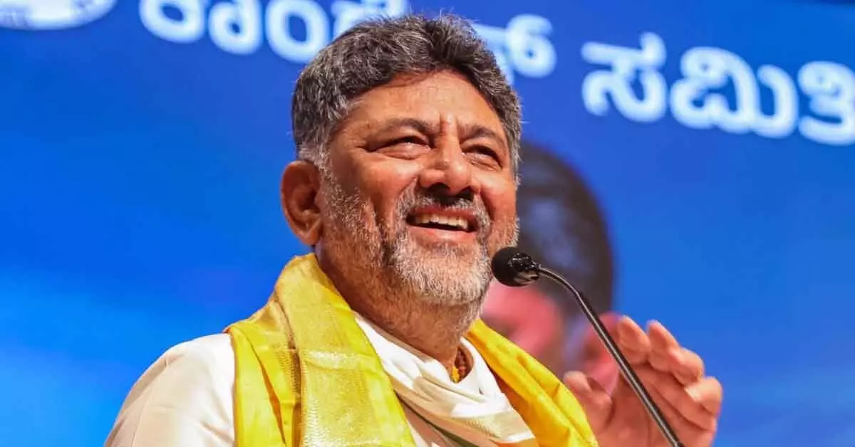 ಕೃತಜ್ಞತೆ ಸಮರ್ಪಣಾ ಪ್ರವಾಸ: ಝೀರೋ ಟ್ರಾಫಿಕ್ ತೊರೆದು ಮೆಟ್ರೋದಲ್ಲಿ ಪ್ರಯಾಣಿಸಲಿರುವ ಸಿಎಂ ಡಿ.ಕೆ. ಶಿವಕುಮಾರ್ ಕೃತಜ್ಞತೆ ಸಮರ್ಪಣಾ ಪ್ರವಾಸ: ಝೀರೋ ಟ್ರಾಫಿಕ್ ತೊರೆದು ಮೆಟ್ರೋದಲ್ಲಿ ಪ್ರಯಾಣಿಸಲಿರುವ ಸಿಎಂ ಡಿ.ಕೆ. ಶಿವಕುಮಾರ್