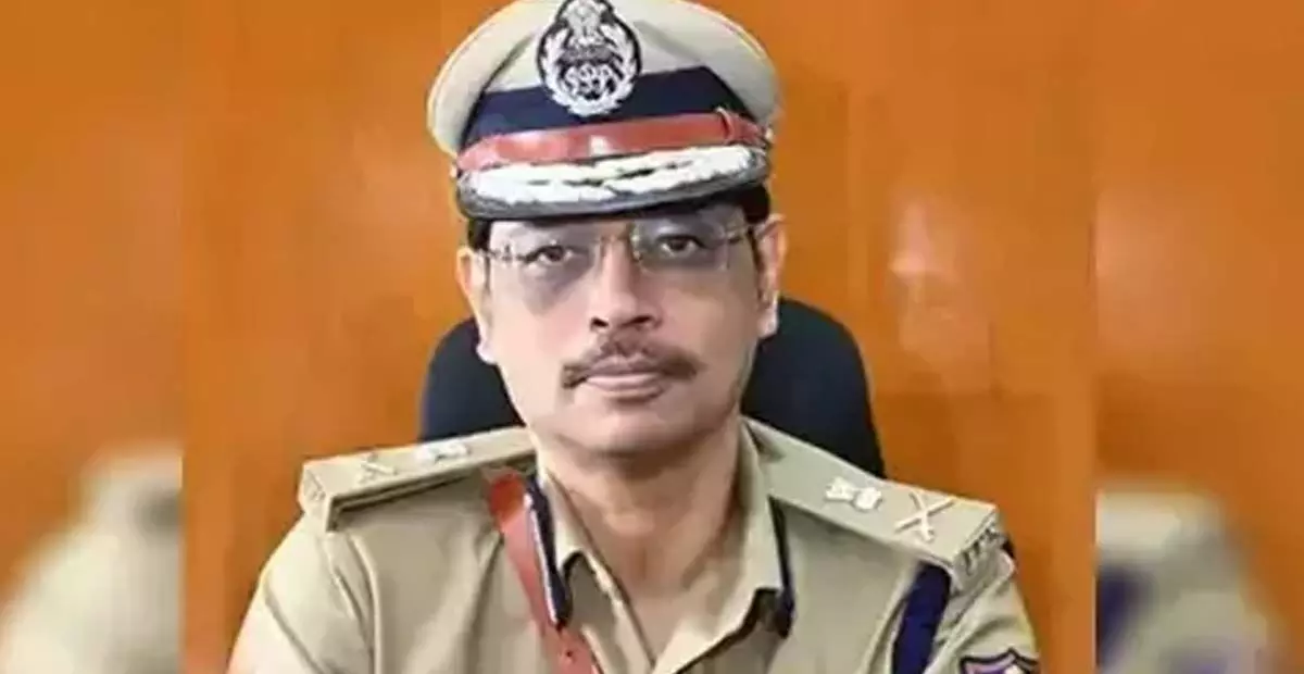 ಧರ್ಮಸ್ಥಳ ಪ್ರಕರಣದ ತನಿಖೆ ನಡೆಸಿದ್ದ ಡಾ.ಪ್ರಣಬ್ ಮೊಹಂತಿ ಸಿಐಡಿ ಡಿಜಿಪಿಯಾಗಿ ನೇಮಕ ಧರ್ಮಸ್ಥಳ ಪ್ರಕರಣದ ತನಿಖೆ ನಡೆಸಿದ್ದ ಡಾ.ಪ್ರಣಬ್ ಮೊಹಂತಿ ಸಿಐಡಿ ಡಿಜಿಪಿಯಾಗಿ ನೇಮಕ