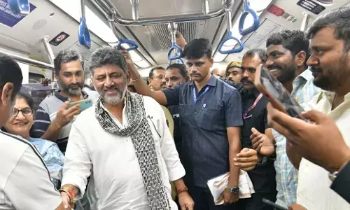 ಝೀರೋ ಟ್ರಾಫಿಕ್ ತಪ್ಪಿಸಲು ಸಿಎಂ ಡಿ.ಕೆ.ಶಿವಕುಮಾರ್ ಅವರಿಂದ ಮೆಟ್ರೋ ಪ್ರಯಾಣ