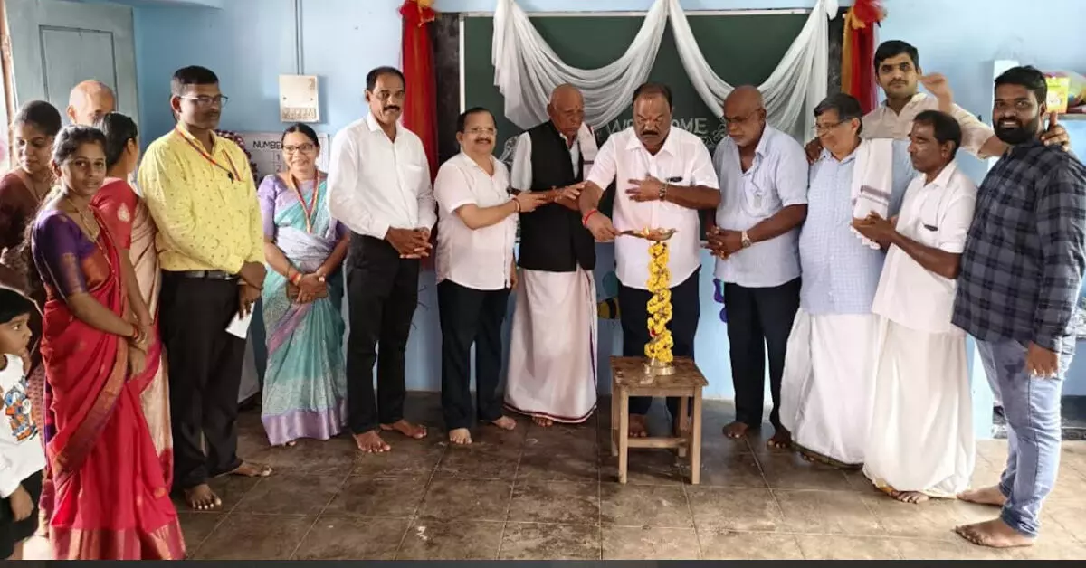 ಕಲ್ಲಾಳ ಸರಕಾರಿ ಶಾಲೆಯ ಎಲ್ಕೆಜಿ ತರಗತಿ ಉದ್ಘಾಟನೆ ಕಲ್ಲಾಳ ಸರಕಾರಿ ಶಾಲೆಯ ಎಲ್ಕೆಜಿ ತರಗತಿ ಉದ್ಘಾಟನೆ