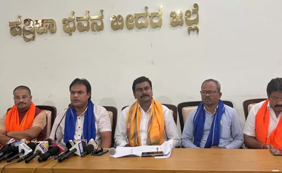 ಬೀದರ್ | ರಹೀಂ ಖಾನ್ ಅವರಿಗೆ ಸಚಿವ ಸ್ಥಾನ ನೀಡಿ : ಡಿಗಂಬರ್ ಮಡಿವಾಳ್ ಬೀದರ್ | ರಹೀಂ ಖಾನ್ ಅವರಿಗೆ ಸಚಿವ ಸ್ಥಾನ ನೀಡಿ : ಡಿಗಂಬರ್ ಮಡಿವಾಳ್