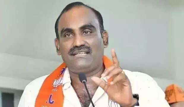 ಕಾನೂನುಬಾಹಿರ ಪ್ರತಿಭಟನೆ, ಸಿದ್ದರಾಮಯ್ಯ ಪ್ರತಿಕೃತಿ ದಹನ ಪ್ರಕರಣ: ಬಿಜೆಪಿ ಶಾಸಕ ಯಶ್ಪಾಲ್ ಸುವರ್ಣ ವಿರುದ್ಧದ ಎಫ್ಐಆರ್ ರದ್ದು ಕಾನೂನುಬಾಹಿರ ಪ್ರತಿಭಟನೆ, ಸಿದ್ದರಾಮಯ್ಯ ಪ್ರತಿಕೃತಿ ದಹನ ಪ್ರಕರಣ: ಬಿಜೆಪಿ ಶಾಸಕ ಯಶ್ಪಾಲ್ ಸುವರ್ಣ ವಿರುದ್ಧದ ಎಫ್ಐಆರ್ ರದ್ದು