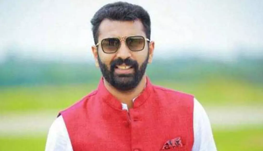ಬಿಟ್ ಕಾಯಿನ್ ಹಗರಣ: ಮುಹಮ್ಮದ್ ನಲಪಾಡ್ ವಿರುದ್ಧ ದೋಷಾರೋಪಣಾ ಪಟ್ಟಿ ಸಲ್ಲಿಕೆ ಬಿಟ್ ಕಾಯಿನ್ ಹಗರಣ: ಮುಹಮ್ಮದ್ ನಲಪಾಡ್ ವಿರುದ್ಧ ದೋಷಾರೋಪಣಾ ಪಟ್ಟಿ ಸಲ್ಲಿಕೆ