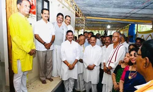 ಅಮ್ಮನ ನೆನಪಿಗಾಗಿ ಅರ್ಹ ಕುಟುಂಬಕ್ಕೆ ಮನೆ ನಿರ್ಮಿಸಿಕೊಟ್ಟ ಮಕ್ಕಳು