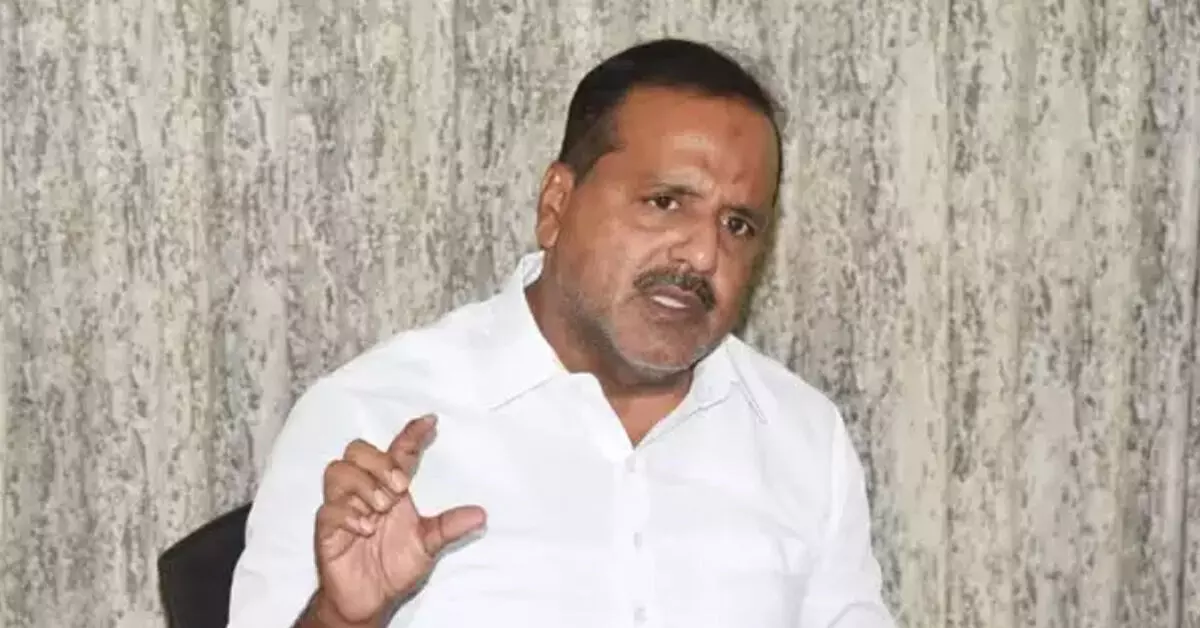 ಎಂಬಿಬಿಎಸ್ ಪದವೀಧರರನ್ನು ನೇರ ಸಂದರ್ಶನ ಮೂಲಕ ಆಸ್ಪತ್ರೆಗಳಿಗೆ ನೇಮಕ : ಸಚಿವ ಯು.ಟಿ.ಖಾದರ್ ಎಂಬಿಬಿಎಸ್ ಪದವೀಧರರನ್ನು ನೇರ ಸಂದರ್ಶನ ಮೂಲಕ ಆಸ್ಪತ್ರೆಗಳಿಗೆ ನೇಮಕ : ಸಚಿವ ಯು.ಟಿ.ಖಾದರ್