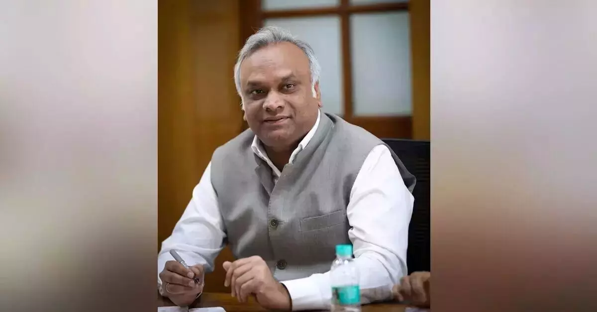 ‘ಕಲಬುರಗಿ ಜವಳಿ ಪಾರ್ಕ್’ ನೀಲನಕ್ಷೆ ಸಿದ್ಧ: ಪ್ರಿಯಾಂಕ್ ಖರ್ಗೆ ‘ಕಲಬುರಗಿ ಜವಳಿ ಪಾರ್ಕ್’ ನೀಲನಕ್ಷೆ ಸಿದ್ಧ: ಪ್ರಿಯಾಂಕ್ ಖರ್ಗೆ