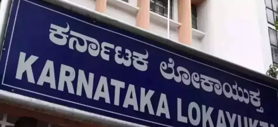 27 ಆಹಾರ ನಿಗಮದ ಗೋದಾಮುಗಳ ಮೇಲೆ ಲೋಕಾಯುಕ್ತ ದಾಳಿ 27 ಆಹಾರ ನಿಗಮದ ಗೋದಾಮುಗಳ ಮೇಲೆ ಲೋಕಾಯುಕ್ತ ದಾಳಿ