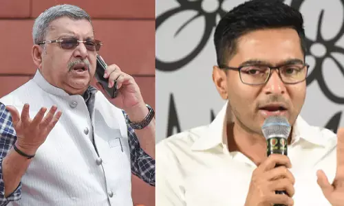 ‘ನಾನು ಅಥವಾ ಆತ’ ಹೇಳಿಕೆ ಬಳಿಕ ಯು-ಟರ್ನ್: ಅಭಿಷೇಕ್ ನನ್ನ ಪುತ್ರನಿದ್ದಂತೆ ಎಂದ ಕಲ್ಯಾಣ್ ಬ್ಯಾನರ್ಜಿ