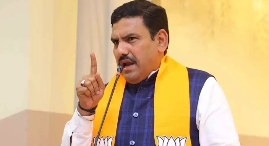 ʼಗ್ಯಾರಂಟಿʼ ಫಲಾನುಭವಿಗಳ ಸಂಖ್ಯೆ ಇಳಿಸುವ ದುಸ್ಸಾಹಸಕ್ಕೆ ಮುಂದಾದ ಕಾಂಗ್ರೆಸ್ ಸರಕಾರ : ವಿಜಯೇಂದ್ರ ʼಗ್ಯಾರಂಟಿʼ ಫಲಾನುಭವಿಗಳ ಸಂಖ್ಯೆ ಇಳಿಸುವ ದುಸ್ಸಾಹಸಕ್ಕೆ ಮುಂದಾದ ಕಾಂಗ್ರೆಸ್ ಸರಕಾರ : ವಿಜಯೇಂದ್ರ
