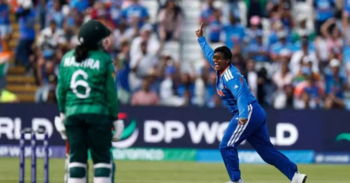 ICC Womens T20 World Cup | ಪಾಕಿಸ್ತಾನದ ವಿರುದ್ಧ ಭಾರತಕ್ಕೆ ಜಯ ICC Womens T20 World Cup | ಪಾಕಿಸ್ತಾನದ ವಿರುದ್ಧ ಭಾರತಕ್ಕೆ ಜಯ