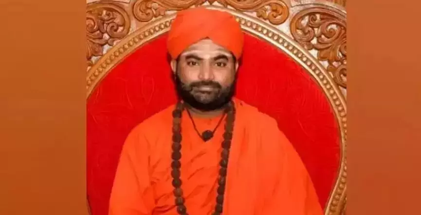ಪೋಕ್ಸೊ ಪ್ರಕರಣದಲ್ಲಿ ವಚನಾನಂದ ಸ್ವಾಮೀಜಿಗೆ ನಿರೀಕ್ಷಣಾ ಜಾಮೀನು: ವಿಚಾರಣಾ ನ್ಯಾಯಾಲಯದ ಕ್ರಮಕ್ಕೆ ಹೈಕೋರ್ಟ್ ಆಘಾತ ಪೋಕ್ಸೊ ಪ್ರಕರಣದಲ್ಲಿ ವಚನಾನಂದ ಸ್ವಾಮೀಜಿಗೆ ನಿರೀಕ್ಷಣಾ ಜಾಮೀನು: ವಿಚಾರಣಾ ನ್ಯಾಯಾಲಯದ ಕ್ರಮಕ್ಕೆ ಹೈಕೋರ್ಟ್ ಆಘಾತ