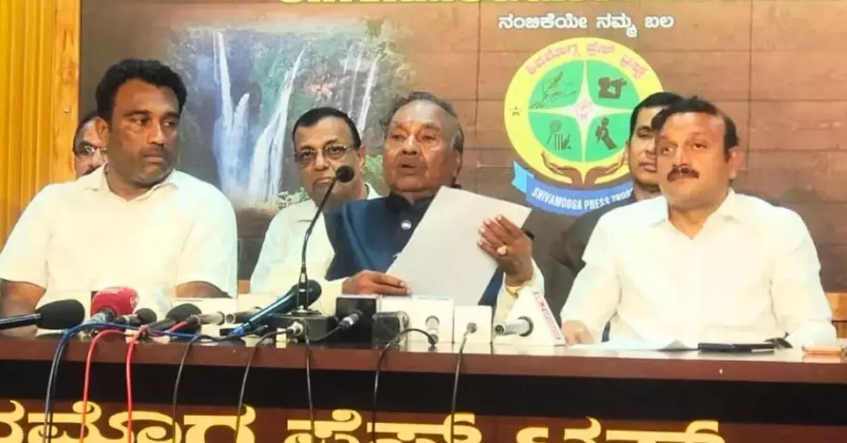 ನನ್ನ ಹೃದಯ ಬಿಜೆಪಿಗೆ ಮೀಸಲು, ಆದರೆ ದೇಹ ಮಾತ್ರ ಸದ್ಯಕ್ಕೆ ಹೊರಗಿದೆ : ಕೆ.ಎಸ್.ಈಶ್ವರಪ್ಪ ನನ್ನ ಹೃದಯ ಬಿಜೆಪಿಗೆ ಮೀಸಲು, ಆದರೆ ದೇಹ ಮಾತ್ರ ಸದ್ಯಕ್ಕೆ ಹೊರಗಿದೆ : ಕೆ.ಎಸ್.ಈಶ್ವರಪ್ಪ