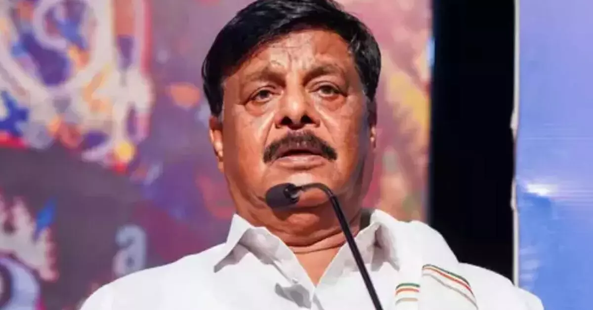 ಡಾ.ಎಚ್.ಸಿ.ಮಹದೇವಪ್ಪ ವಿರುದ್ದ ಭ್ರಷ್ಟಾಚಾರ ಆರೋಪ: ರಾಜ್ಯಪಾಲರಿಗೆ ದೂರು ಡಾ.ಎಚ್.ಸಿ.ಮಹದೇವಪ್ಪ ವಿರುದ್ದ ಭ್ರಷ್ಟಾಚಾರ ಆರೋಪ: ರಾಜ್ಯಪಾಲರಿಗೆ ದೂರು