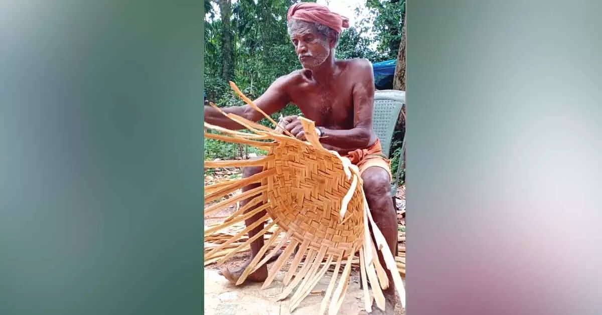 ಇಳಿಕೆಯ ಹಾದಿಯಲ್ಲೇ ಸಾಗಿದ ಕೊರಗ ಜನಸಂಖ್ಯೆ ಇಳಿಕೆಯ ಹಾದಿಯಲ್ಲೇ ಸಾಗಿದ ಕೊರಗ ಜನಸಂಖ್ಯೆ