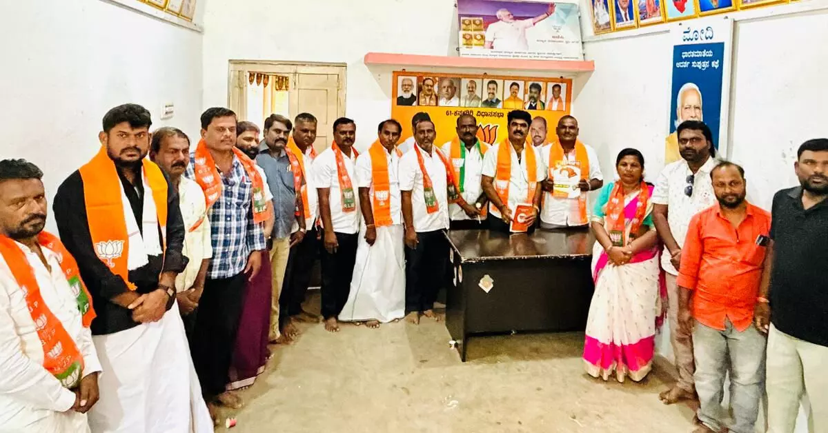 Kanakagiri | ಕಾಂಗ್ರೆಸ್ ಸರ್ಕಾರದಲ್ಲಿ ಅಕ್ರಮ ದಂಧೆ ಮಿತಿಮೀರಿದೆ : ಕನಕಪ್ಪ ಚಲುವಾದಿ ಆರೋಪ Kanakagiri | ಕಾಂಗ್ರೆಸ್ ಸರ್ಕಾರದಲ್ಲಿ ಅಕ್ರಮ ದಂಧೆ ಮಿತಿಮೀರಿದೆ : ಕನಕಪ್ಪ ಚಲುವಾದಿ ಆರೋಪ