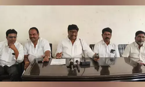 Raichur | ಬಿಡದಿ, ಹಾರೋಹಳ್ಳಿಯ ಫಲವತ್ತಾದ ಭೂಮಿ ಸ್ವಾಧೀನಕ್ಕೆ ವಿರೋಧಿಸಿ ಪ್ರತಿಭಟನೆ : ಎಂ.ವಿರುಪಾಕ್ಷಿ